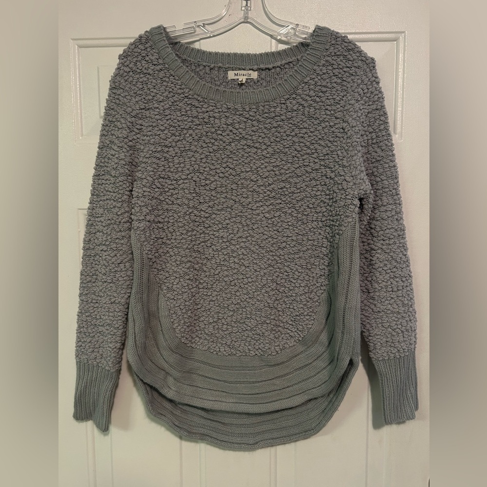 Miracle Sweater Womens Size M/L Gray Soft Cozy‎ Fall Shirt